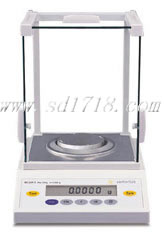 �c�(y��ng)BSϵ�М�(zh��n)΢����������������ƽ,21-4200g,0.01-1mg